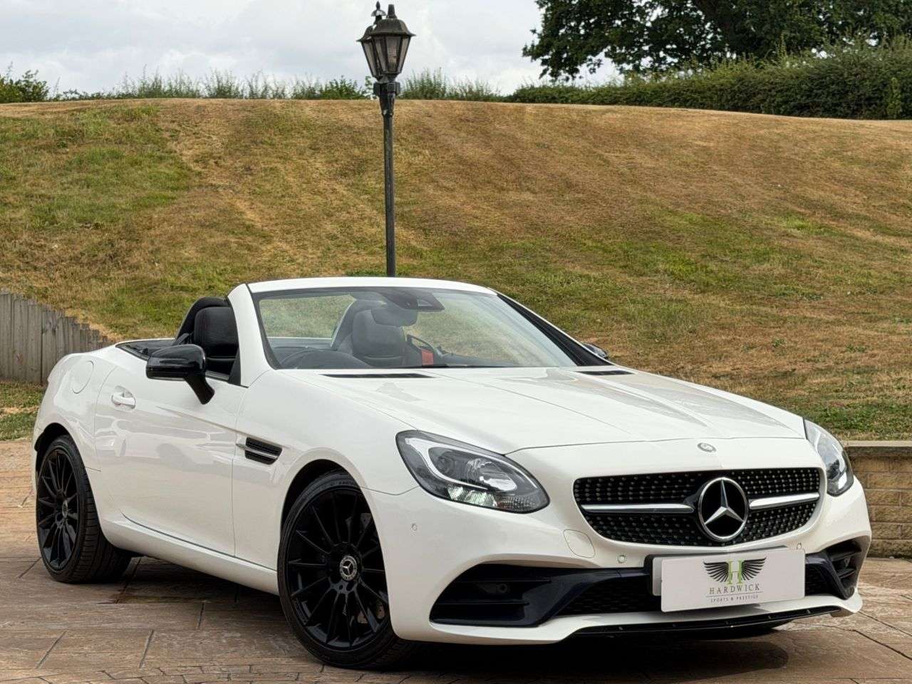 A 2017 MERCEDES-BENZ SLC 2.1 SLC250d AMG Line Convertible 2dr Diesel G-Tronic Euro 6 (s/s) (204 ps) A 2017 MERCEDES-BENZ SLC 2.1 SLC250d AMG Line Convertible 2dr Diesel G-Tronic Euro 6 (s/s) (204 ps)