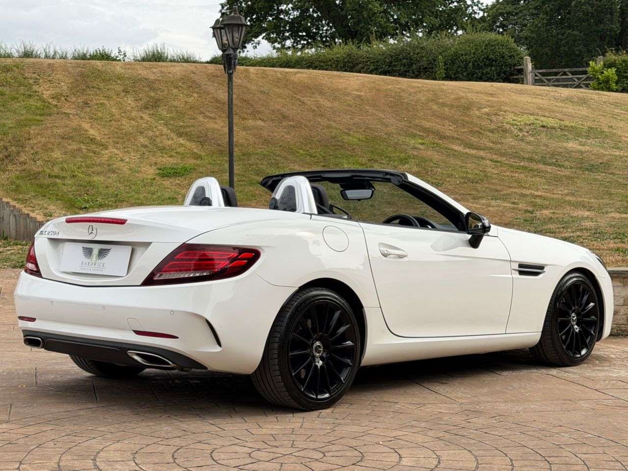 2017 MERCEDES-BENZ SLC 2017 MERCEDES-BENZ SLC