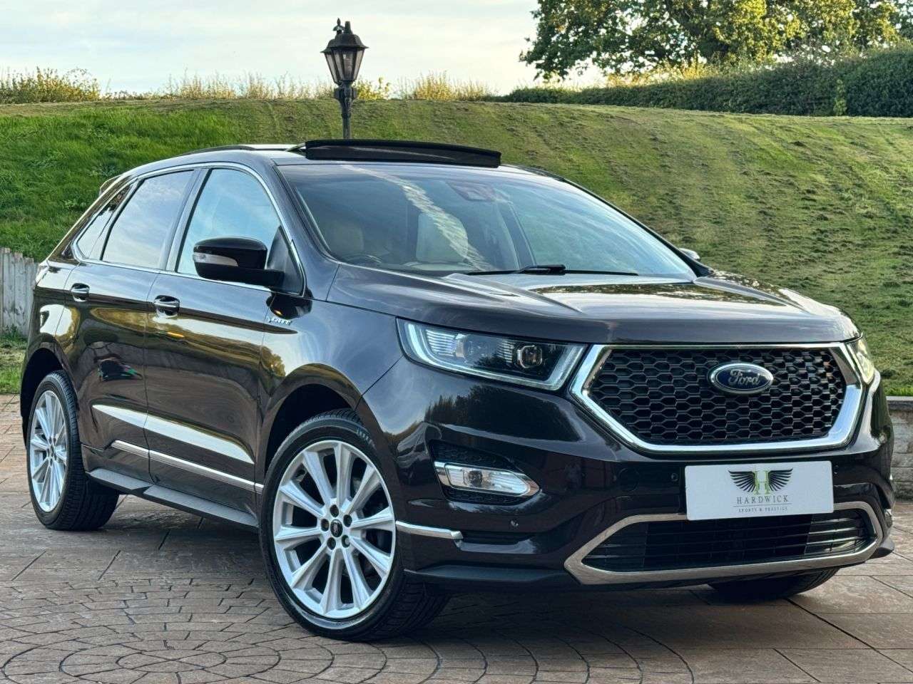 A 2017 FORD EDGE 2.0 TDCi Vignale SUV 5dr Diesel Powershift AWD Euro 6 (s/s) (210 ps) 12 MON A 2017 FORD EDGE 2.0 TDCi Vignale SUV 5dr Diesel Powershift AWD Euro 6 (s/s) (210 ps) 12 MON