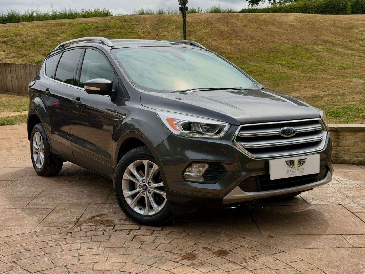 A 2017 FORD KUGA 2.0 TDCi Titanium SUV 5dr Diesel Powershift AWD Euro 6 (s/s) (180 ps) GREAT A 2017 FORD KUGA 2.0 TDCi Titanium SUV 5dr Diesel Powershift AWD Euro 6 (s/s) (180 ps) GREAT