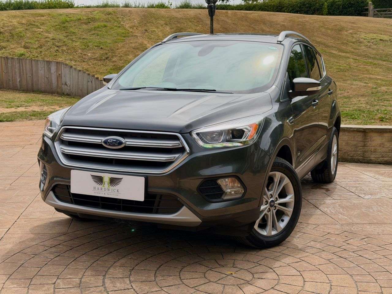 A 2017 FORD KUGA 2.0 TDCi Titanium SUV 5dr Diesel Powershift AWD Euro 6 (s/s) (180 ps) GREAT A 2017 FORD KUGA 2.0 TDCi Titanium SUV 5dr Diesel Powershift AWD Euro 6 (s/s) (180 ps) GREAT