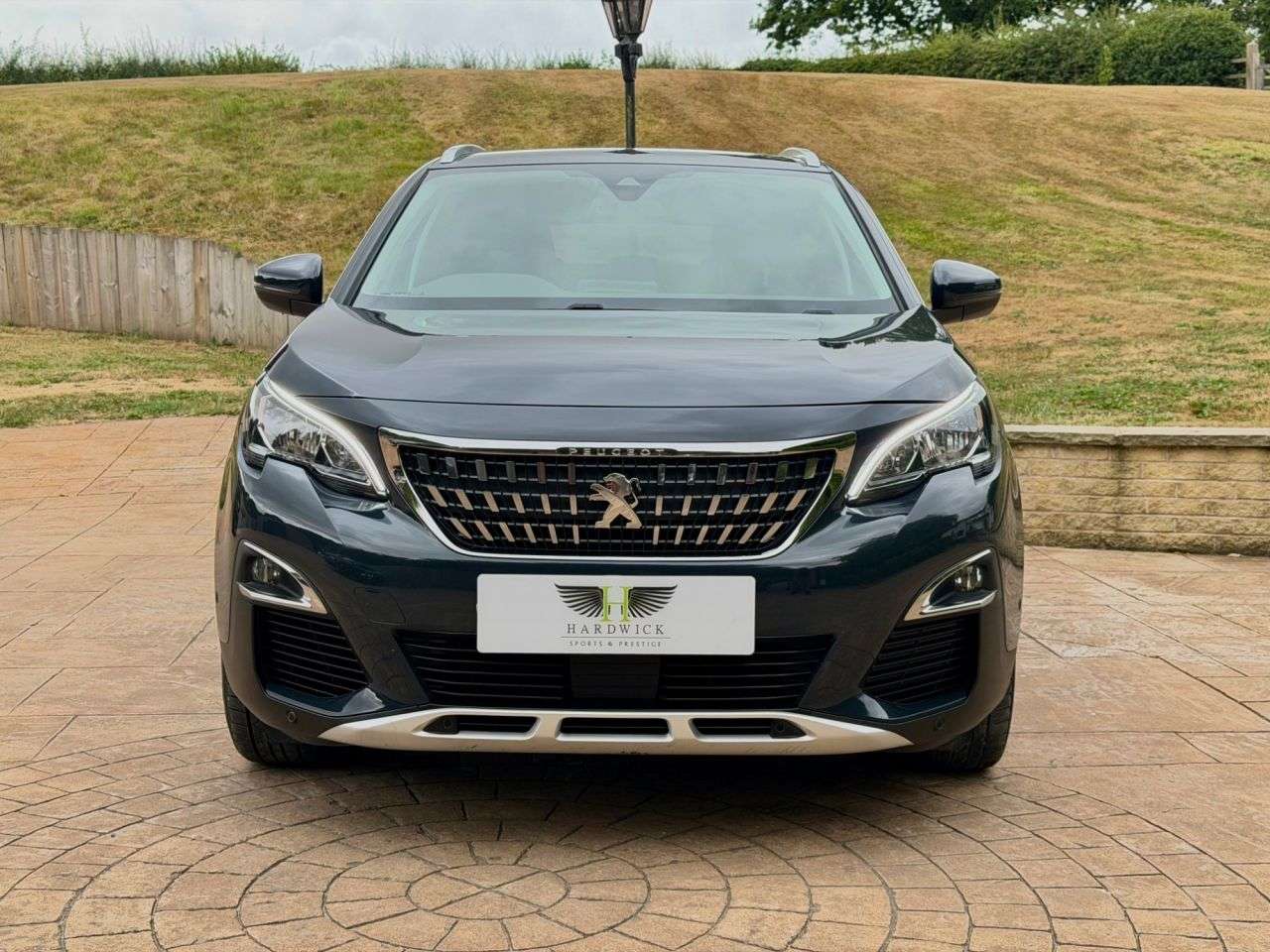 A 2018 PEUGEOT 3008 1.2 PureTech Allure SUV 5dr Petrol Manual Euro 6 (s/s) (130 ps) ULEZ COMPLI A 2018 PEUGEOT 3008 1.2 PureTech Allure SUV 5dr Petrol Manual Euro 6 (s/s) (130 ps) ULEZ COMPLI