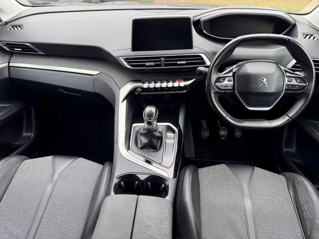 2018 PEUGEOT 3008 2018 PEUGEOT 3008