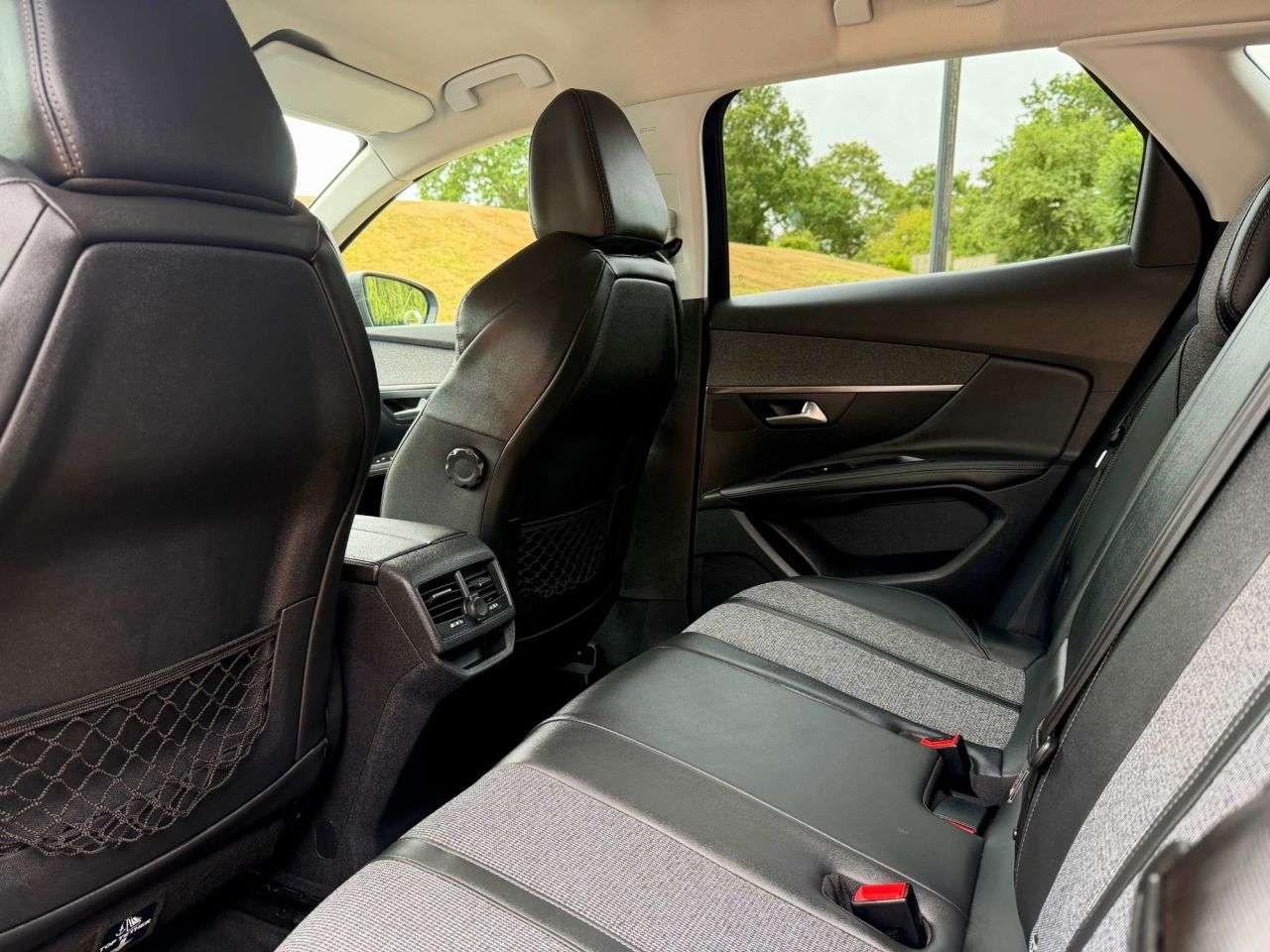 2018 PEUGEOT 3008 2018 PEUGEOT 3008