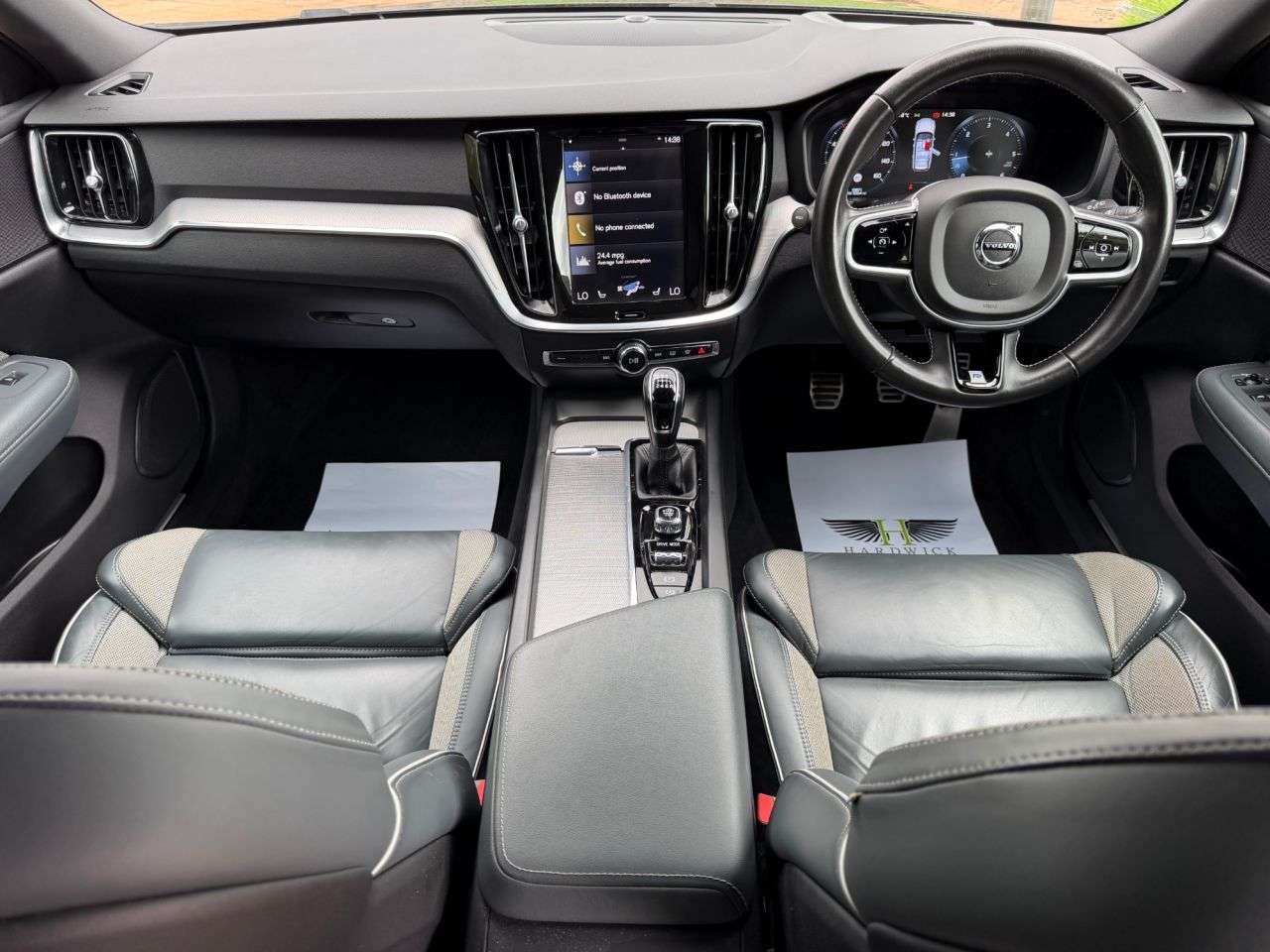 2019 VOLVO V60 2019 VOLVO V60