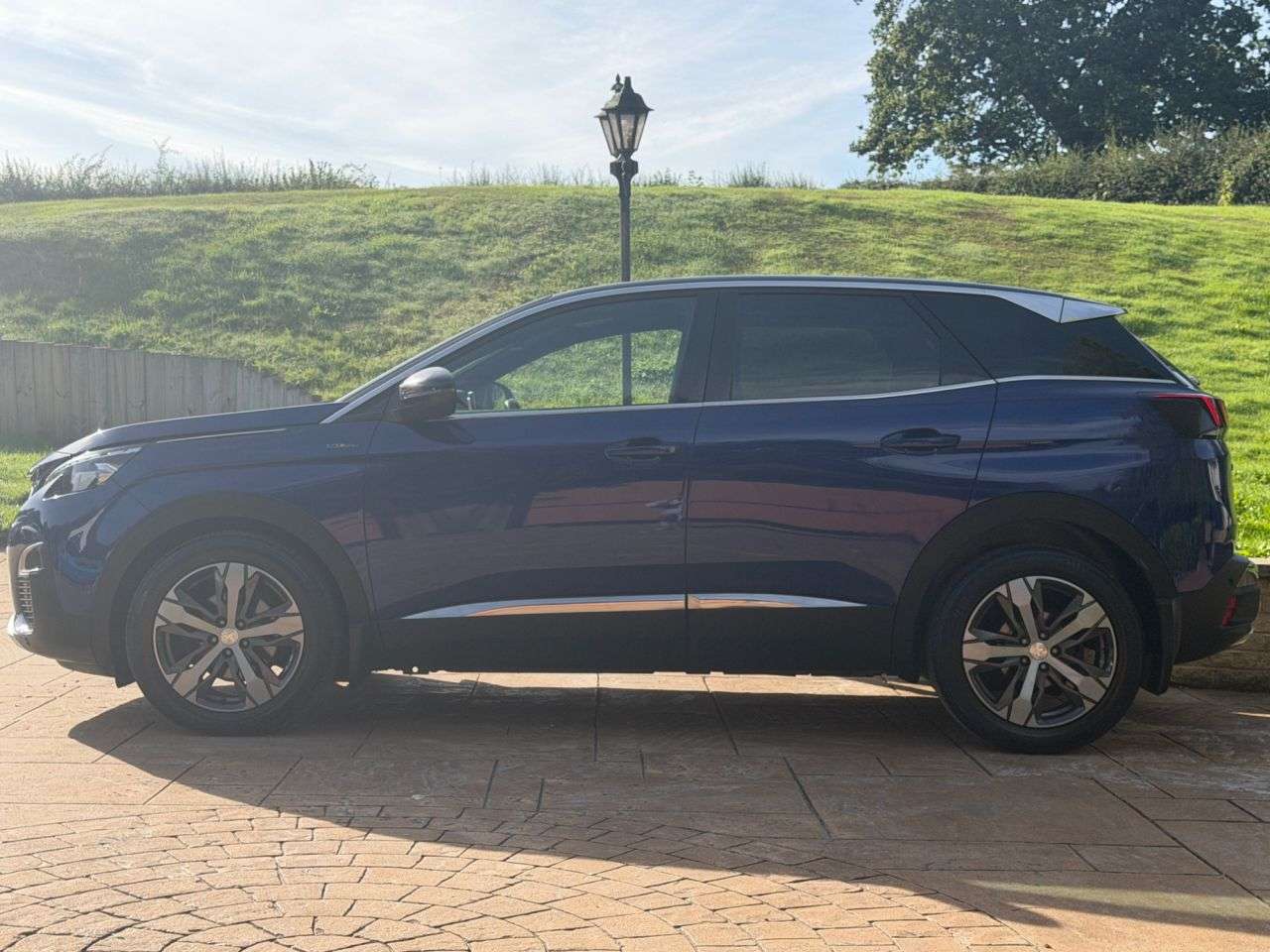 A 2017 PEUGEOT 3008 1.2 PureTech GT Line SUV 5dr Petrol Manual Euro 6 (s/s) (130 ps) COMPREHENS A 2017 PEUGEOT 3008 1.2 PureTech GT Line SUV 5dr Petrol Manual Euro 6 (s/s) (130 ps) COMPREHENS