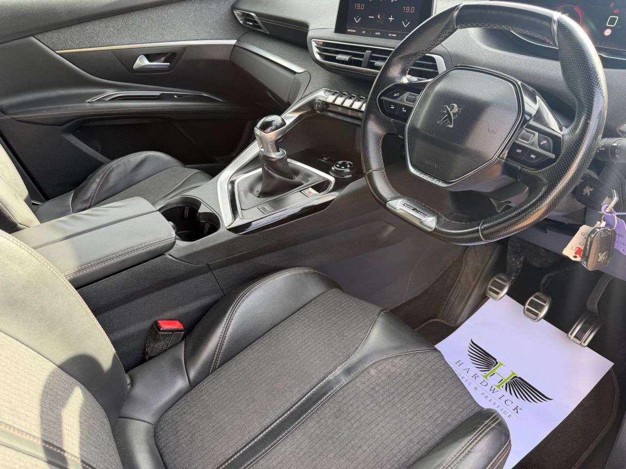 2017 PEUGEOT 3008 2017 PEUGEOT 3008