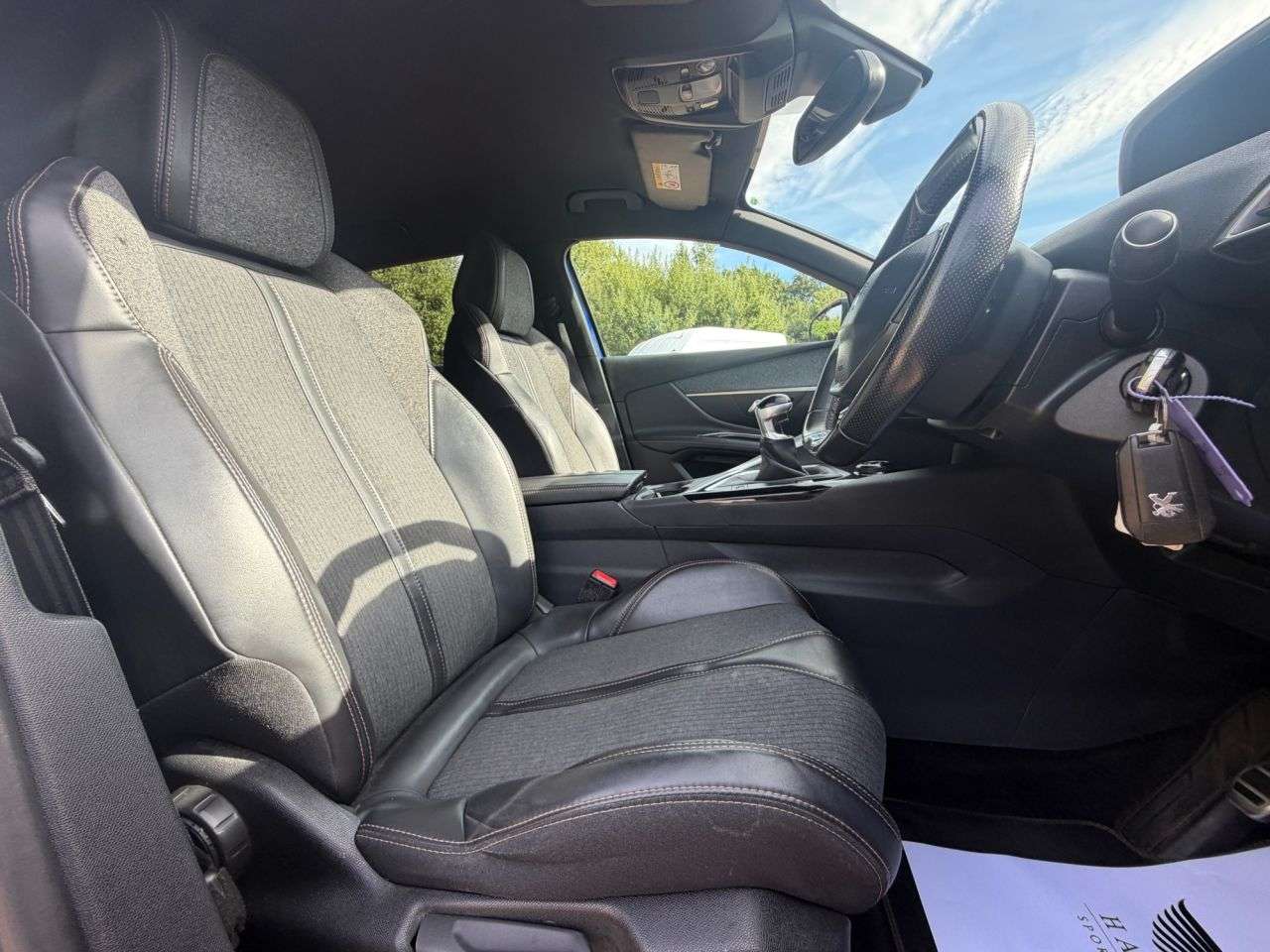 2017 PEUGEOT 3008 2017 PEUGEOT 3008