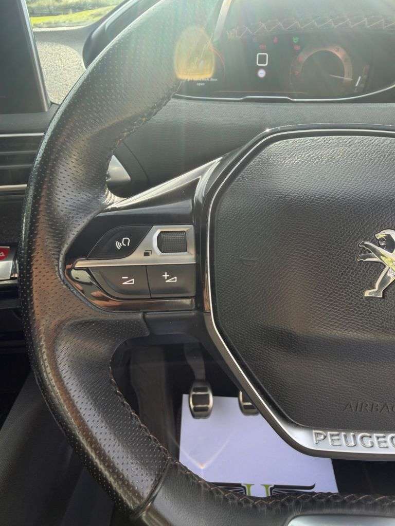 2017 PEUGEOT 3008 2017 PEUGEOT 3008
