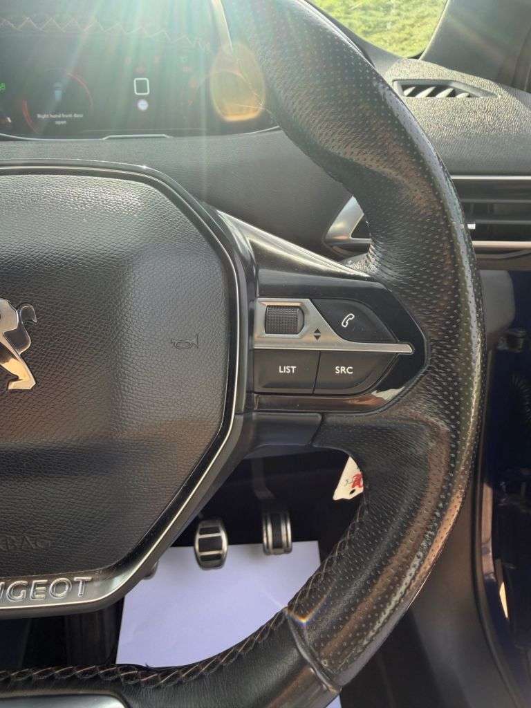 2017 PEUGEOT 3008 2017 PEUGEOT 3008