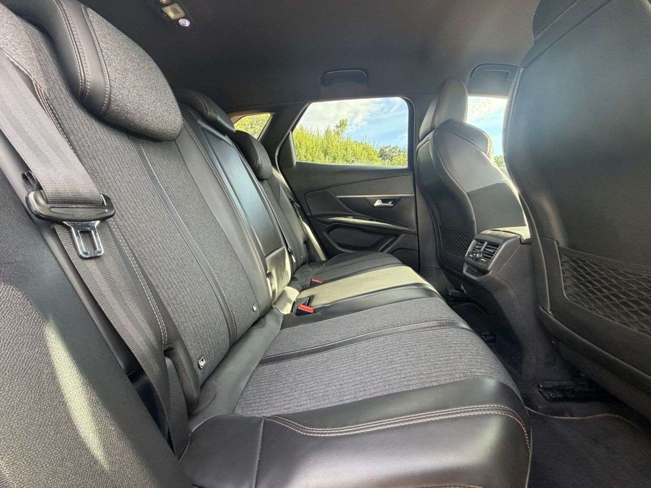 2017 PEUGEOT 3008 2017 PEUGEOT 3008