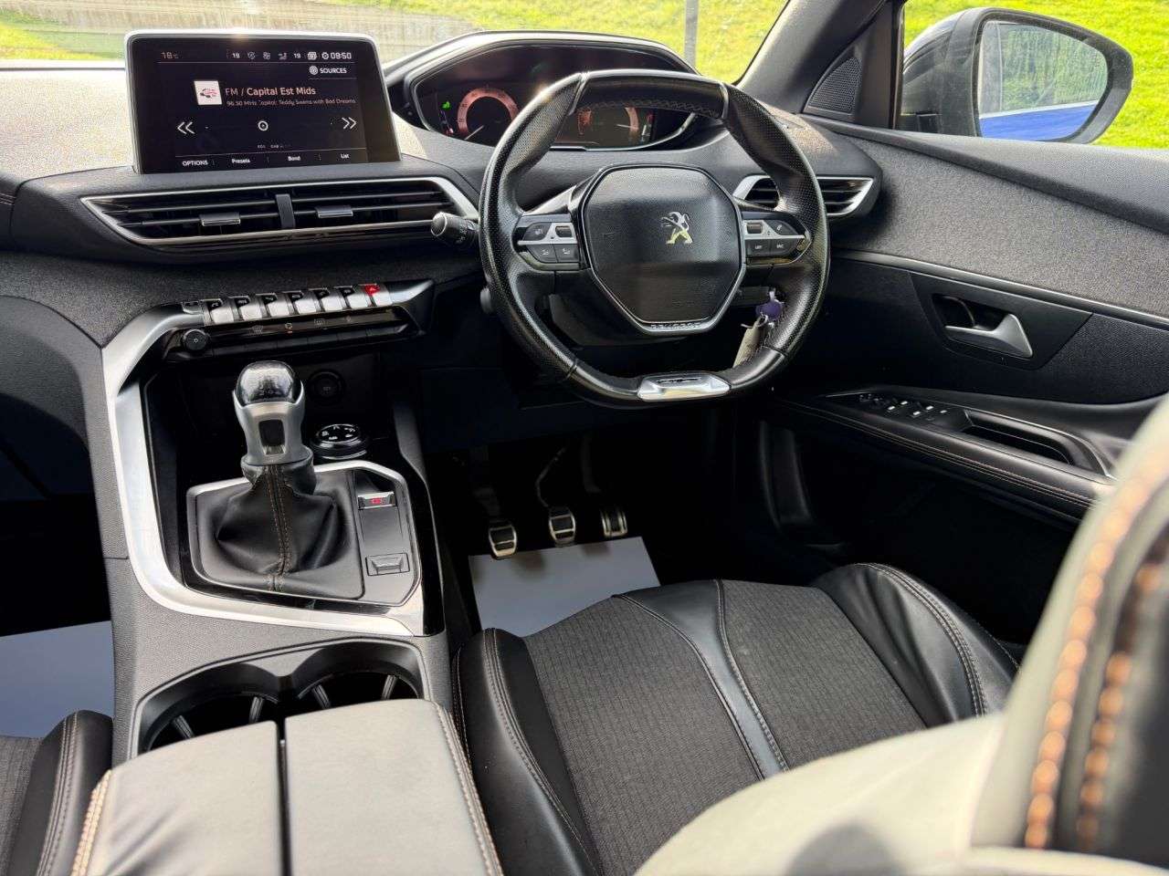 2017 PEUGEOT 3008 2017 PEUGEOT 3008