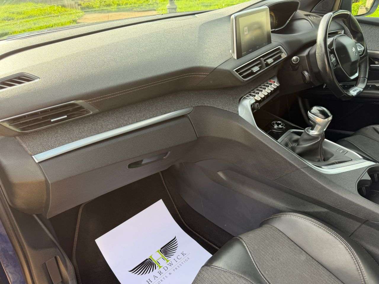 2017 PEUGEOT 3008 2017 PEUGEOT 3008