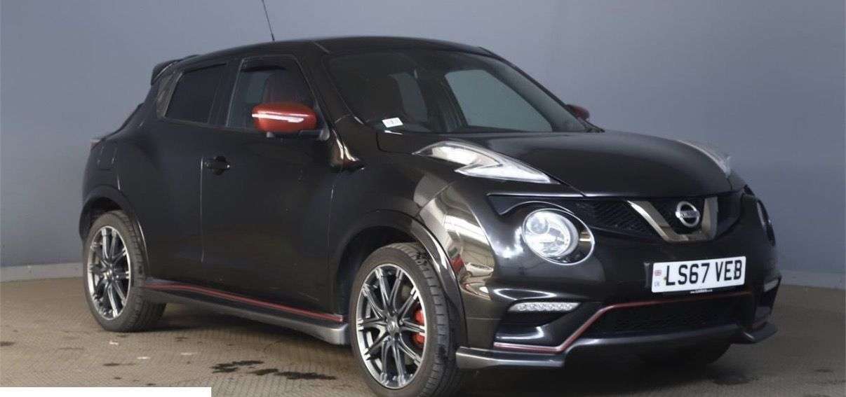 A 2017 NISSAN JUKE 1.6 DIG-T Nismo RS SUV 5dr Petrol XTRON 4WD Euro 6 (214 ps) FULL SERVICE HI A 2017 NISSAN JUKE 1.6 DIG-T Nismo RS SUV 5dr Petrol XTRON 4WD Euro 6 (214 ps) FULL SERVICE HI