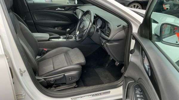 2017 VAUXHALL INSIGNIA 2017 VAUXHALL INSIGNIA