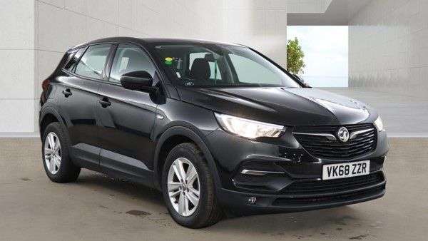 A 2018 VAUXHALL GRANDLAND X 1.5 Turbo D BlueInjection SE SUV 5dr Diesel Manual Euro 6 (s/s) (130 ps) UL A 2018 VAUXHALL GRANDLAND X 1.5 Turbo D BlueInjection SE SUV 5dr Diesel Manual Euro 6 (s/s) (130 ps) UL