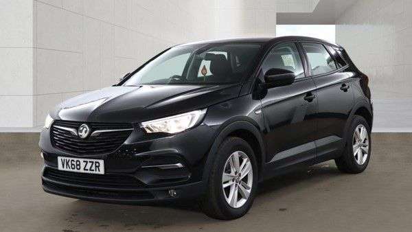 A 2018 VAUXHALL GRANDLAND X 1.5 Turbo D BlueInjection SE SUV 5dr Diesel Manual Euro 6 (s/s) (130 ps) UL A 2018 VAUXHALL GRANDLAND X 1.5 Turbo D BlueInjection SE SUV 5dr Diesel Manual Euro 6 (s/s) (130 ps) UL