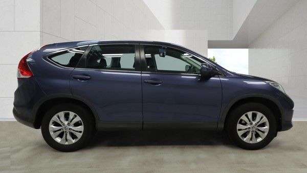 A 2015 HONDA CR-V 2.0 i-VTEC SE SUV 5dr Petrol Auto 4WD Euro 5 (155 ps) ULEZ A 2015 HONDA CR-V 2.0 i-VTEC SE SUV 5dr Petrol Auto 4WD Euro 5 (155 ps) ULEZ