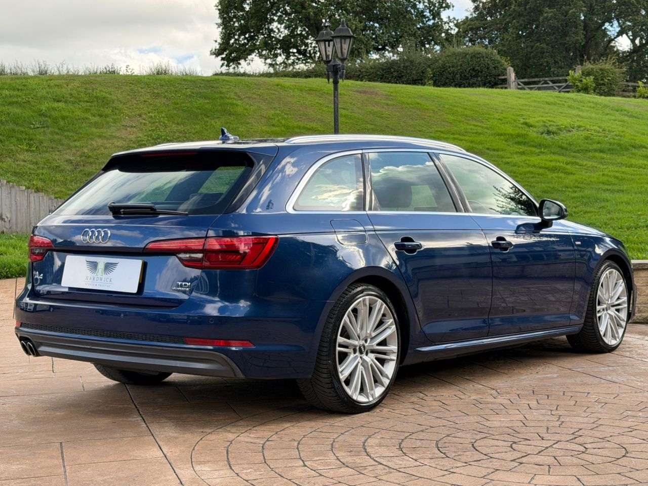 2017 AUDI A4 AVANT 2017 AUDI A4 AVANT