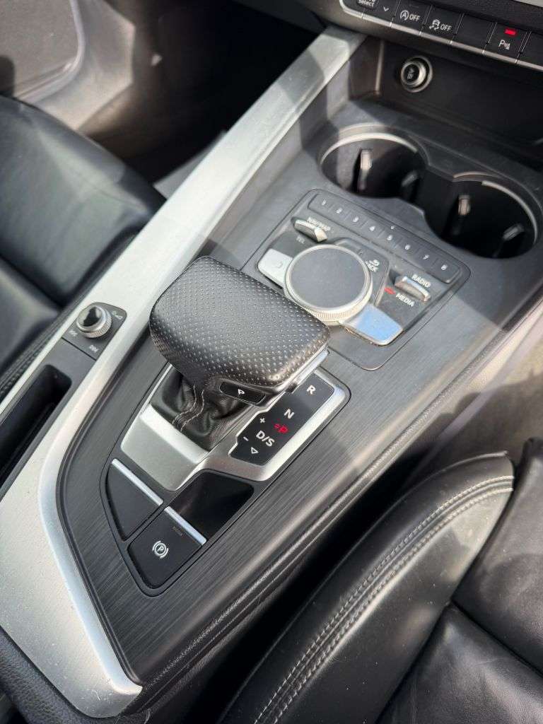 2017 AUDI A4 AVANT 2017 AUDI A4 AVANT