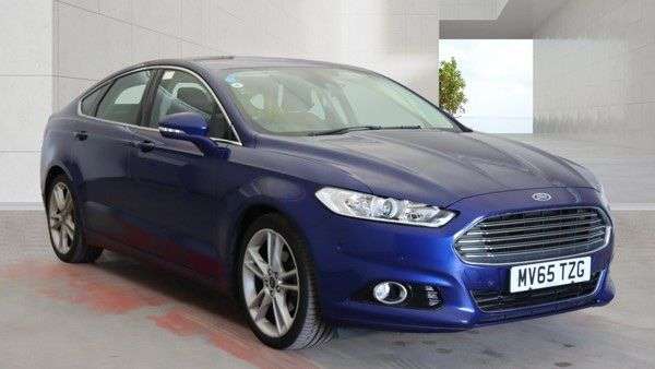 A 2015 FORD MONDEO 2.0 TDCi Titanium Hatchback 5dr Diesel Manual Euro 6 (s/s) (180 ps) FSH-SAT A 2015 FORD MONDEO 2.0 TDCi Titanium Hatchback 5dr Diesel Manual Euro 6 (s/s) (180 ps) FSH-SAT