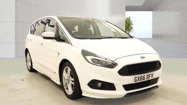 A 2016 FORD S-MAX 2.0 TDCi Titanium Sport AWD MPV 5dr Diesel Powershift Euro 6 (s/s) (210 ps) A 2016 FORD S-MAX 2.0 TDCi Titanium Sport AWD MPV 5dr Diesel Powershift Euro 6 (s/s) (210 ps)