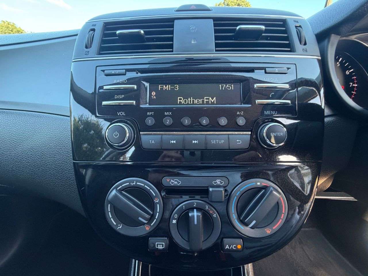 2015 NISSAN PULSAR 2015 NISSAN PULSAR