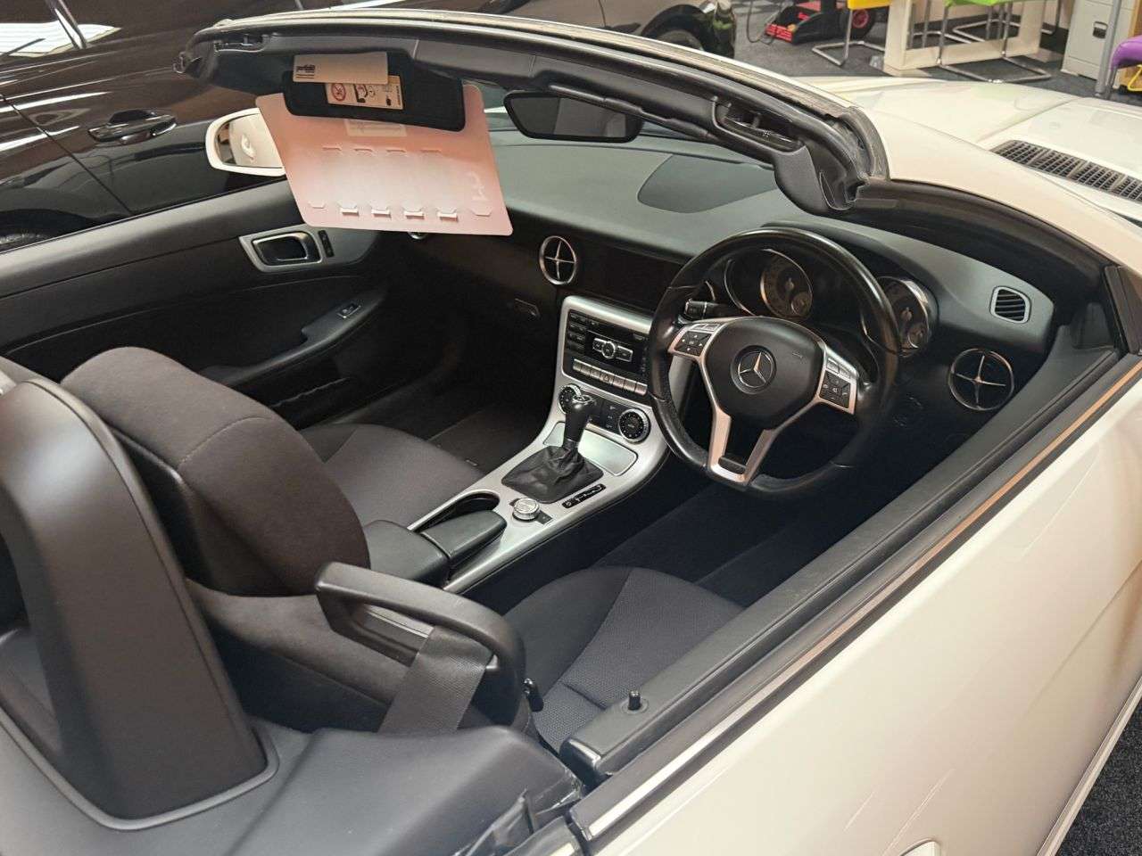 A 2014 MERCEDES-BENZ SLK 2.1 SLK250 CDI Convertible 2dr Diesel G-Tronic+ Euro 5 (s/s) (204 ps) 12 MO A 2014 MERCEDES-BENZ SLK 2.1 SLK250 CDI Convertible 2dr Diesel G-Tronic+ Euro 5 (s/s) (204 ps) 12 MO