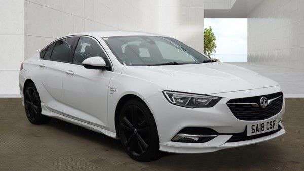 A 2018 VAUXHALL INSIGNIA 2.0 Turbo D BlueInjection SRi VX Line Nav Grand Sport 5dr Diesel Manual Eur A 2018 VAUXHALL INSIGNIA 2.0 Turbo D BlueInjection SRi VX Line Nav Grand Sport 5dr Diesel Manual Eur
