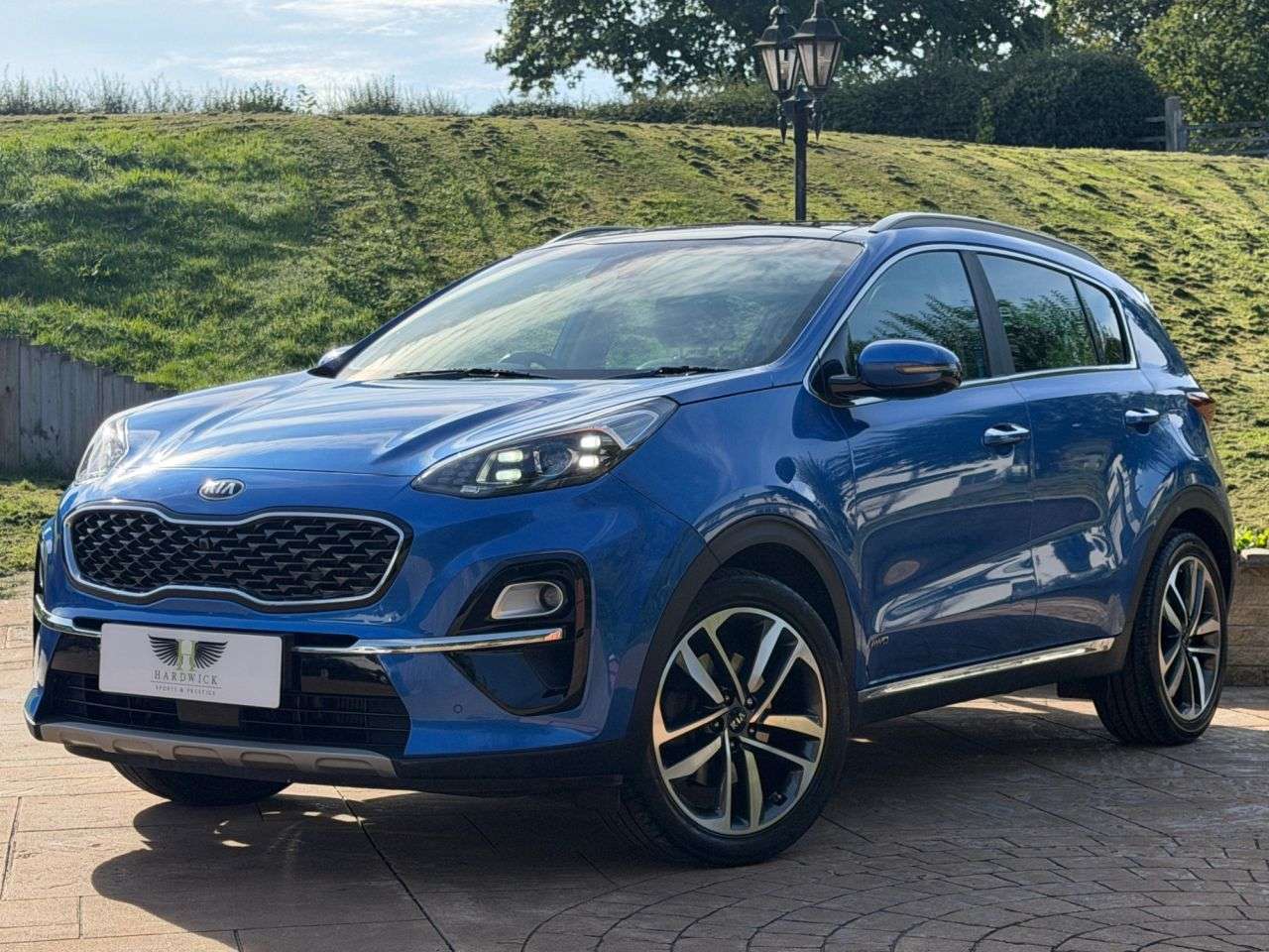 A 2019 KIA SPORTAGE 1.6 CRDi 4 SUV 5dr Diesel DCT AWD Euro 6 (s/s) (134 bhp) A GREAT EXAMPLE-2 A 2019 KIA SPORTAGE 1.6 CRDi 4 SUV 5dr Diesel DCT AWD Euro 6 (s/s) (134 bhp) A GREAT EXAMPLE-2