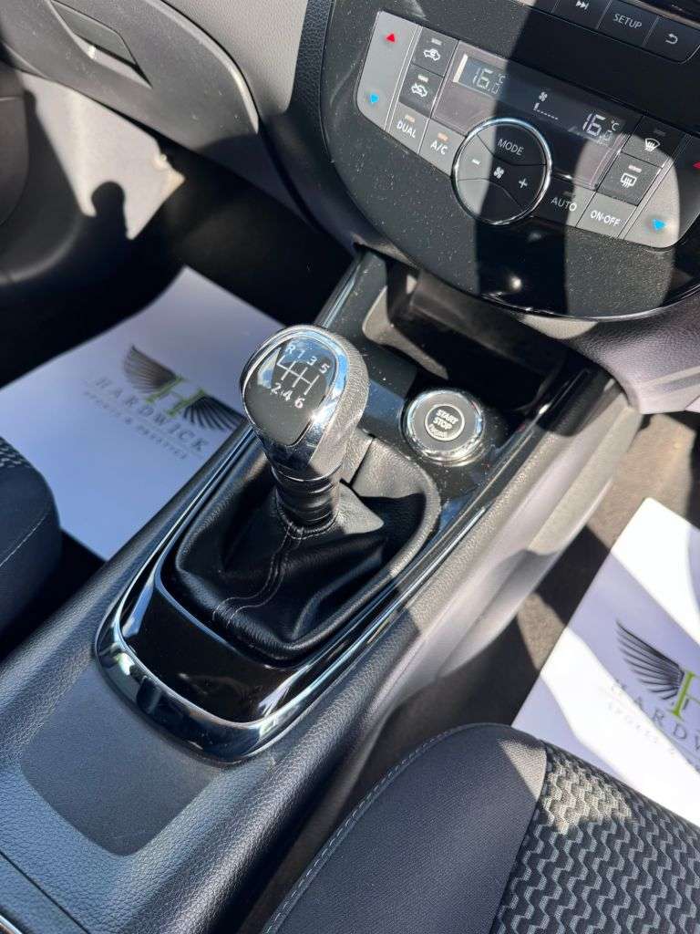 2017 NISSAN PULSAR 2017 NISSAN PULSAR