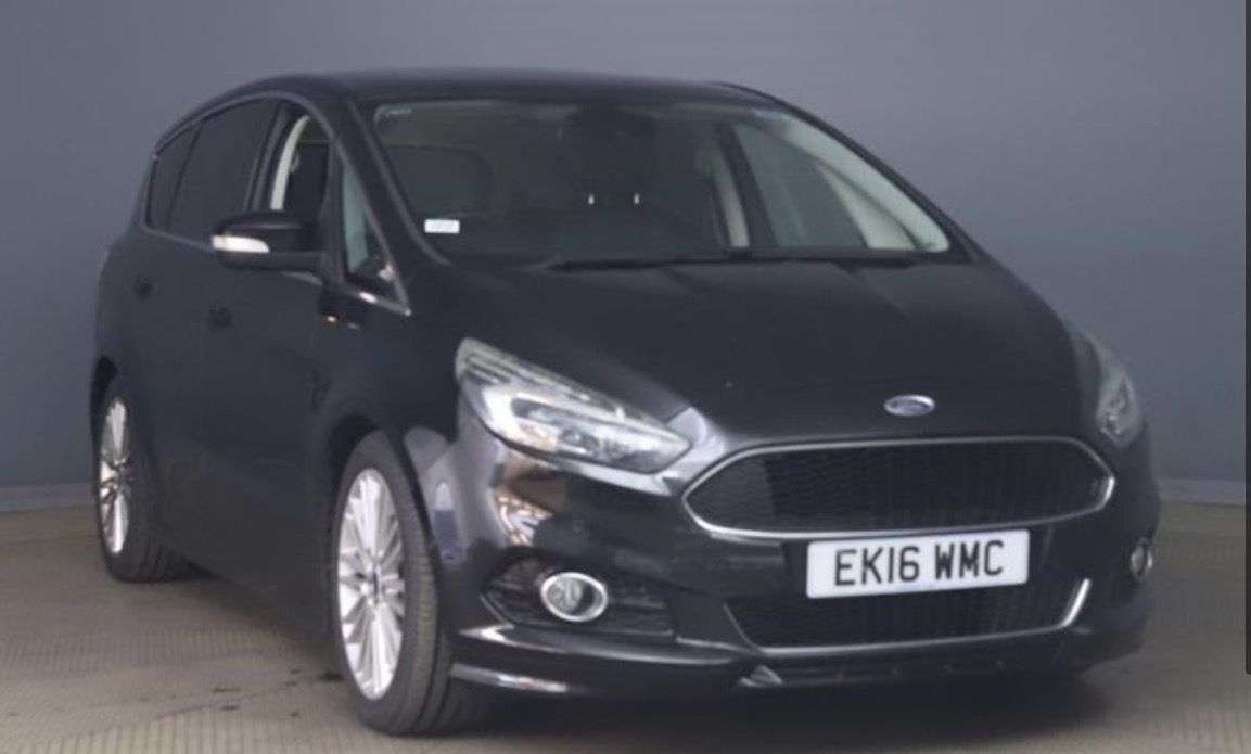 A 2016 FORD S-MAX 2.0 TDCi Titanium Sport MPV 5dr Diesel Powershift AWD Euro 6 (s/s) (180 ps) A 2016 FORD S-MAX 2.0 TDCi Titanium Sport MPV 5dr Diesel Powershift AWD Euro 6 (s/s) (180 ps)