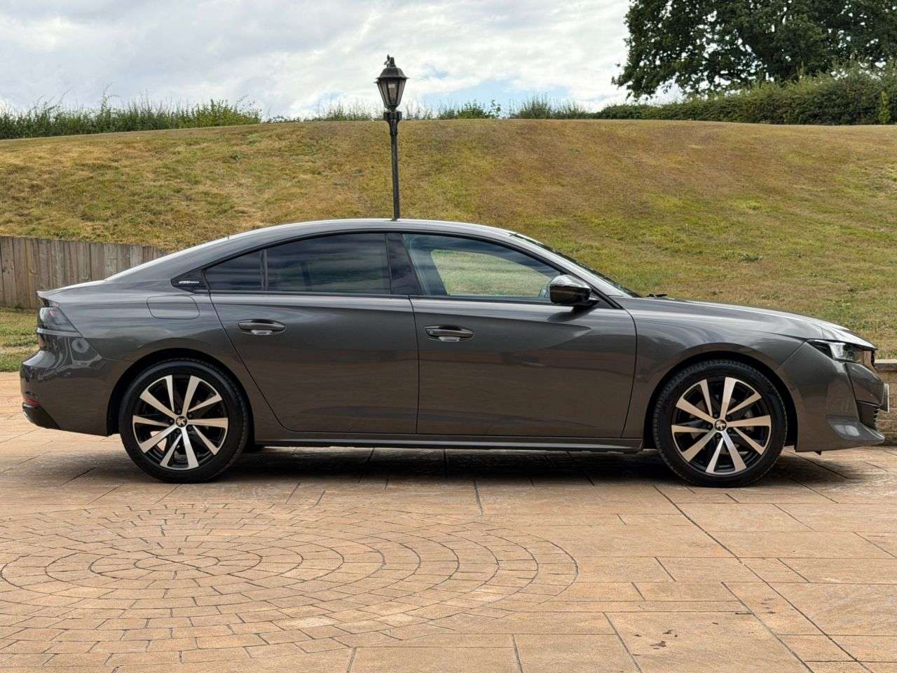 A 2020 PEUGEOT 508 1.5 BlueHDi GT Line Fastback 5dr Diesel Manual Euro 6 (s/s) (130 ps) GEEAT A 2020 PEUGEOT 508 1.5 BlueHDi GT Line Fastback 5dr Diesel Manual Euro 6 (s/s) (130 ps) GEEAT