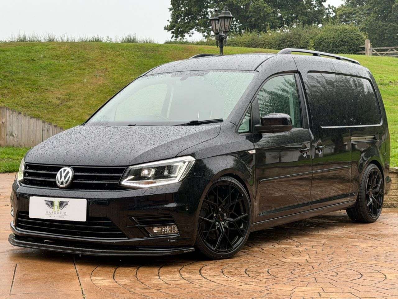 A 2019 VOLKSWAGEN CADDY MAXI 2.0 TDI C20 Highline Panel Van 6dr Diesel DSG LWB Euro 6 (s/s) (150 ps) Hea A 2019 VOLKSWAGEN CADDY MAXI 2.0 TDI C20 Highline Panel Van 6dr Diesel DSG LWB Euro 6 (s/s) (150 ps) Hea