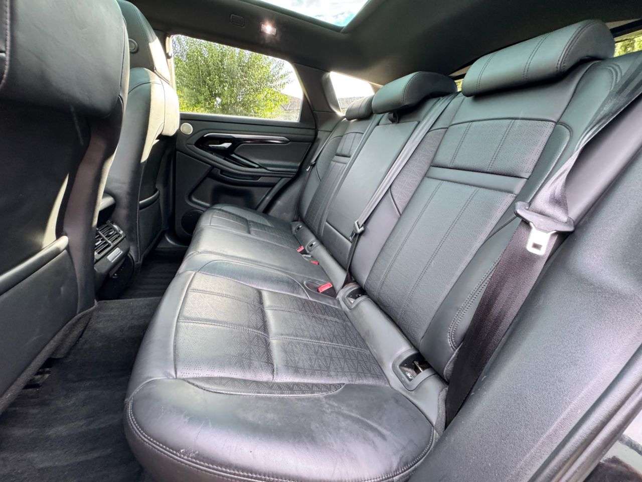 2019 LAND ROVER RANGE ROVER EVOQUE 2019 LAND ROVER RANGE ROVER EVOQUE
