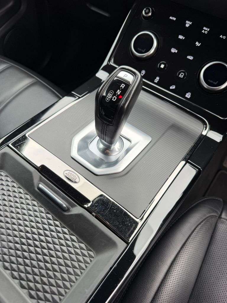 2019 LAND ROVER RANGE ROVER EVOQUE 2019 LAND ROVER RANGE ROVER EVOQUE