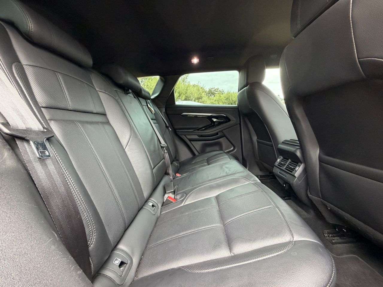 2019 LAND ROVER RANGE ROVER EVOQUE 2019 LAND ROVER RANGE ROVER EVOQUE