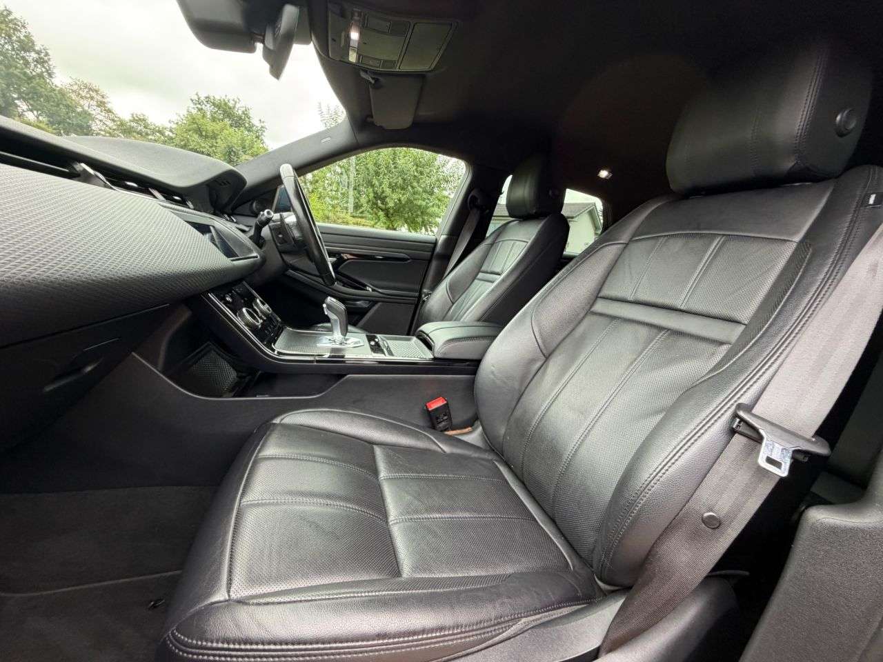 2019 LAND ROVER RANGE ROVER EVOQUE 2019 LAND ROVER RANGE ROVER EVOQUE