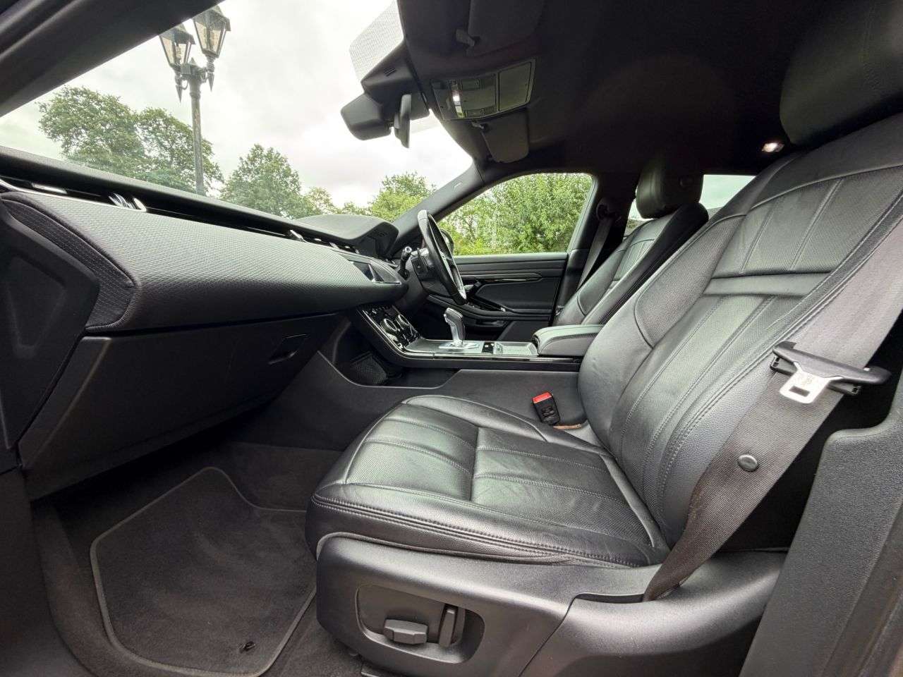 2019 LAND ROVER RANGE ROVER EVOQUE 2019 LAND ROVER RANGE ROVER EVOQUE