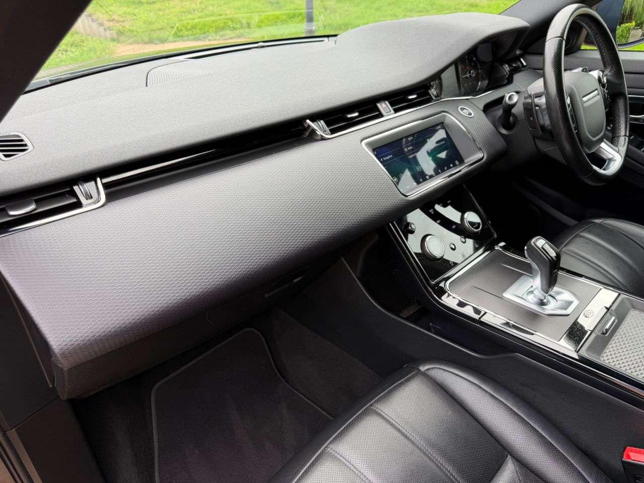 2019 LAND ROVER RANGE ROVER EVOQUE 2019 LAND ROVER RANGE ROVER EVOQUE