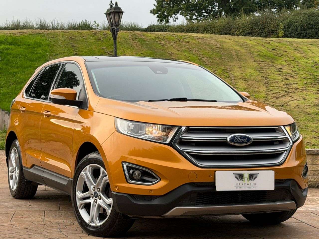 A 2016 FORD EDGE 2.0 TDCi Titanium SUV 5dr Diesel Manual AWD Euro 6 (s/s) (180 ps) PAN ROOF- A 2016 FORD EDGE 2.0 TDCi Titanium SUV 5dr Diesel Manual AWD Euro 6 (s/s) (180 ps) PAN ROOF-