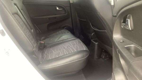 2015 KIA VENGA 2015 KIA VENGA