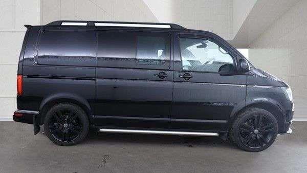 A 2017 VOLKSWAGEN TRANSPORTER 2.0 BiTDI T32 BlueMotion Highline 4dr Diesel DSG 4Motion SWB Euro 6 (s/s) ( A 2017 VOLKSWAGEN TRANSPORTER 2.0 BiTDI T32 BlueMotion Highline 4dr Diesel DSG 4Motion SWB Euro 6 (s/s) (