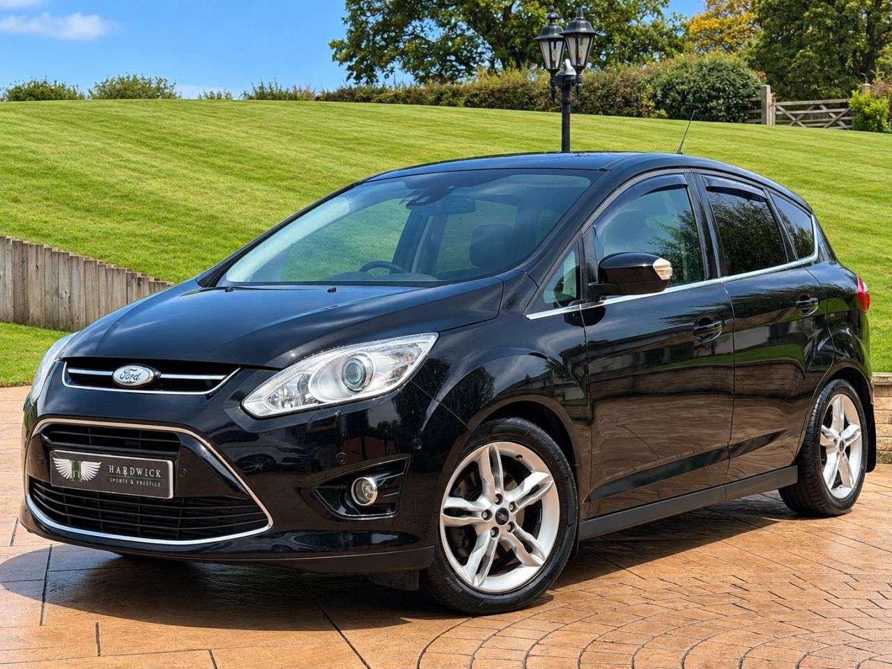 A 2014 FORD C-MAX 2.0 TDCi Titanium X MPV 5dr Diesel Powershift Euro 5 (163 ps) PAN ROOF - HE A 2014 FORD C-MAX 2.0 TDCi Titanium X MPV 5dr Diesel Powershift Euro 5 (163 ps) PAN ROOF - HE