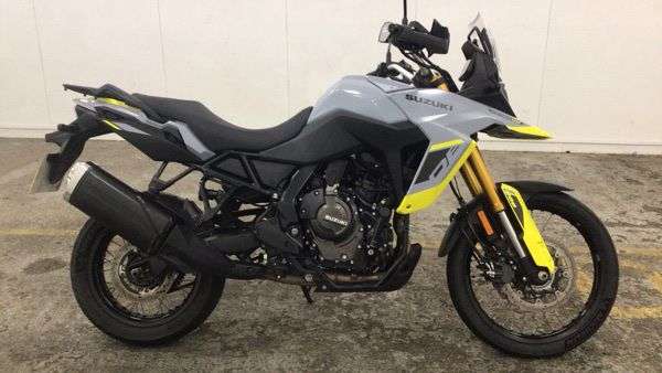 A 2023 SUZUKI V-STROM 800 800 DE Adventure Petrol Manual Euro 5 (84 ps) ONE FORMER KEEPER-2 KEYS. A 2023 SUZUKI V-STROM 800 800 DE Adventure Petrol Manual Euro 5 (84 ps) ONE FORMER KEEPER-2 KEYS.