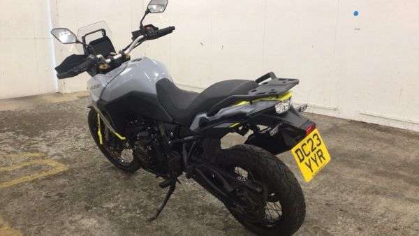 A 2023 SUZUKI V-STROM 800 800 DE Adventure Petrol Manual Euro 5 (84 ps) ONE FORMER KEEPER-2 KEYS. A 2023 SUZUKI V-STROM 800 800 DE Adventure Petrol Manual Euro 5 (84 ps) ONE FORMER KEEPER-2 KEYS.
