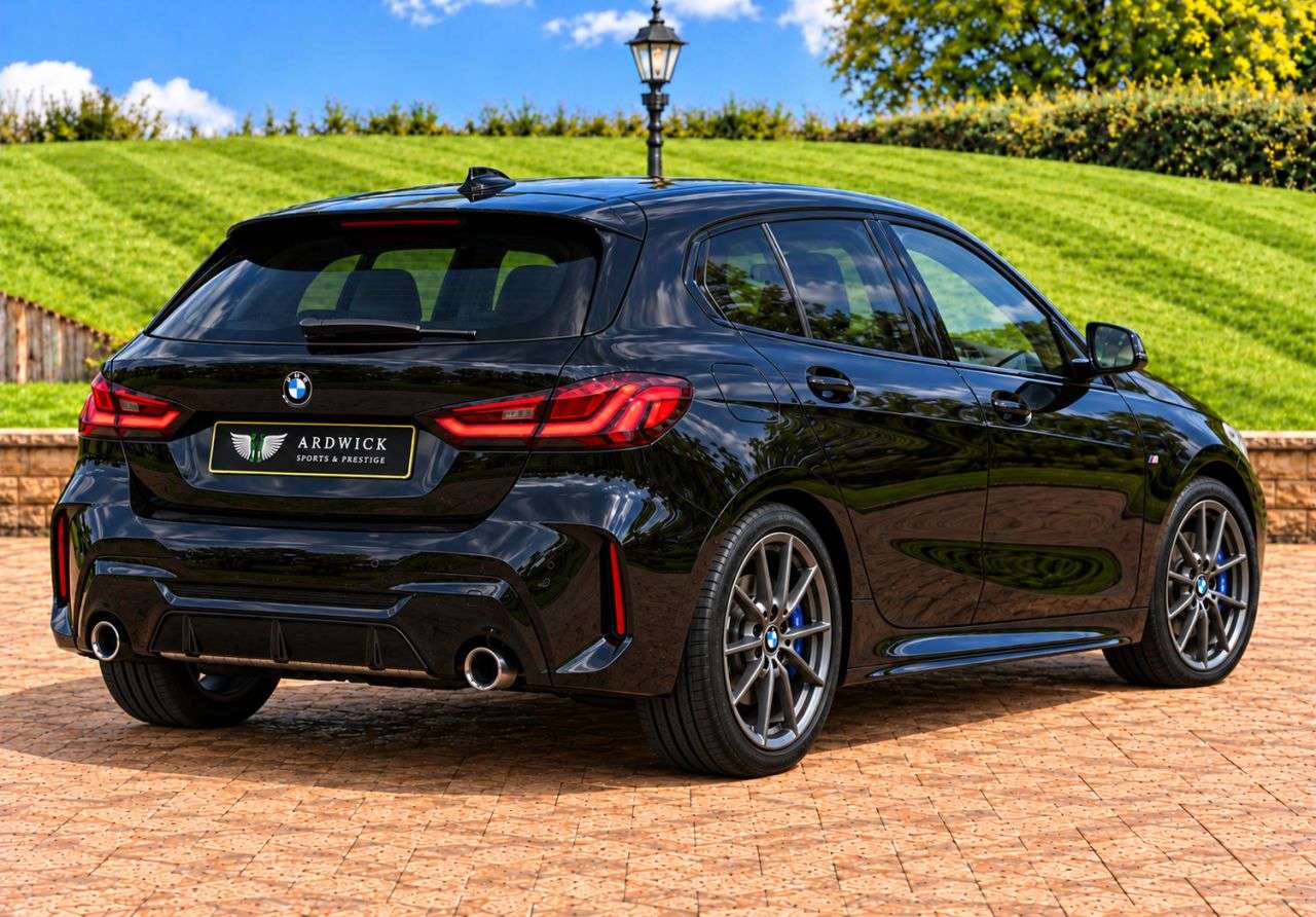 2022 BMW 1 SERIES 2022 BMW 1 SERIES