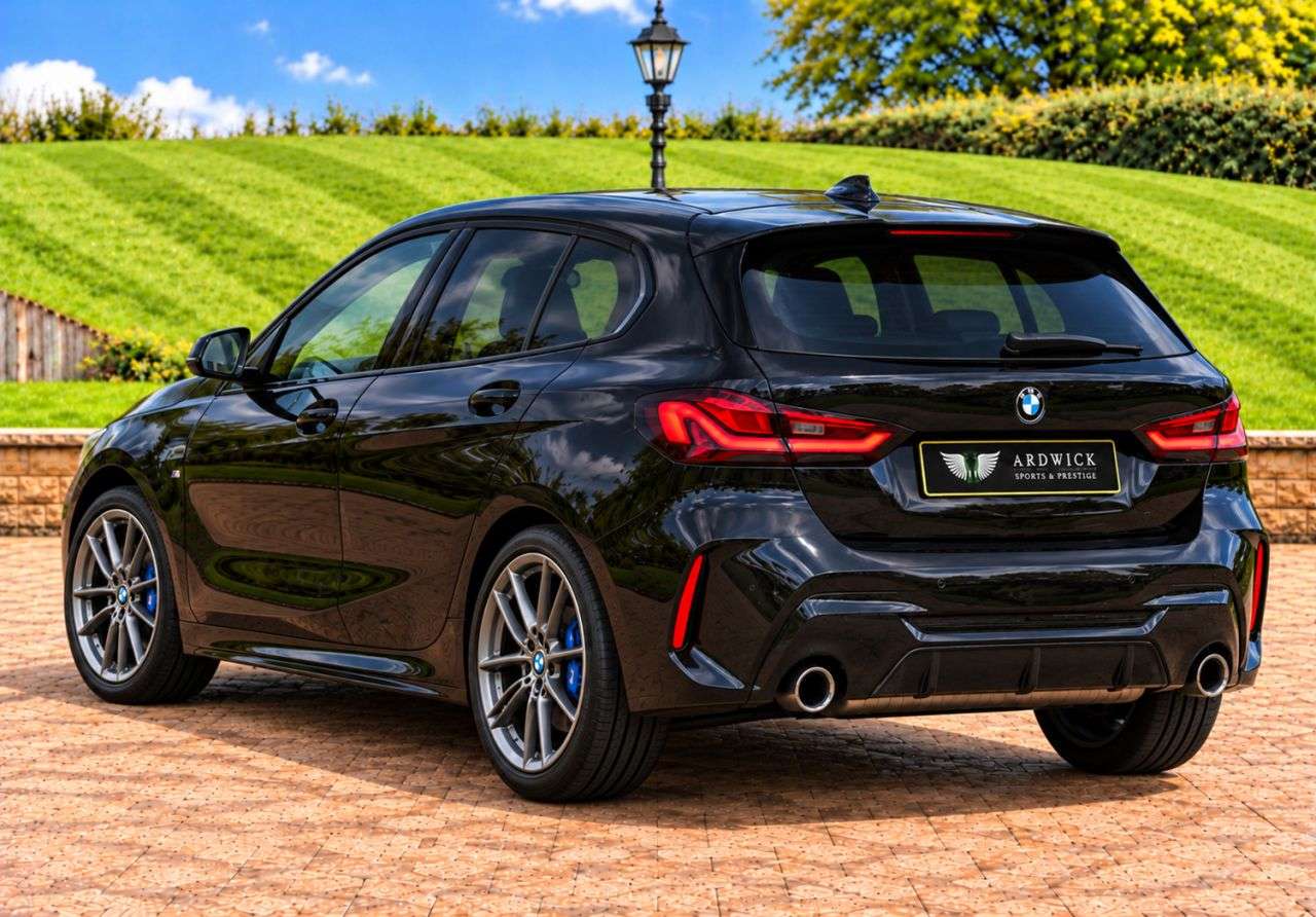 2022 BMW 1 SERIES 2022 BMW 1 SERIES