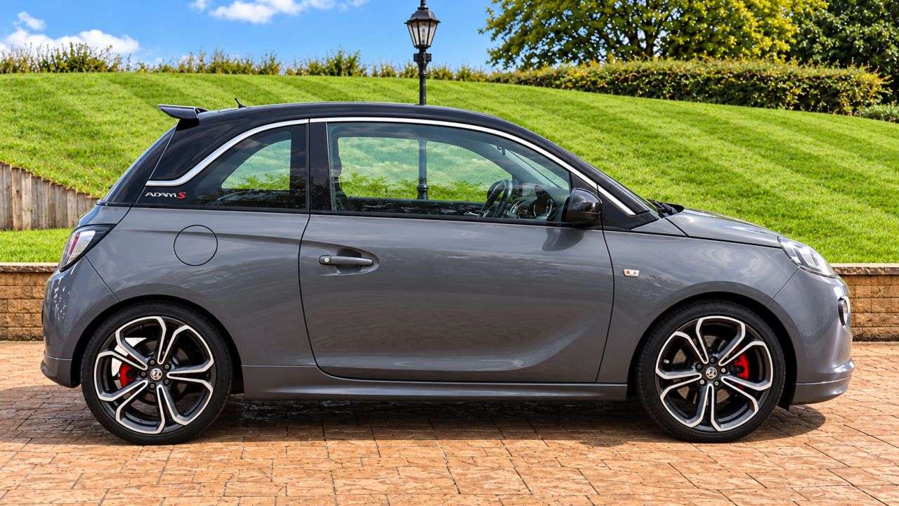 A 2015 VAUXHALL ADAM 1.4i Turbo GRAND SLAM Hatchback 3dr Petrol Manual Euro 6 (s/s) (150 ps) FSH A 2015 VAUXHALL ADAM 1.4i Turbo GRAND SLAM Hatchback 3dr Petrol Manual Euro 6 (s/s) (150 ps) FSH