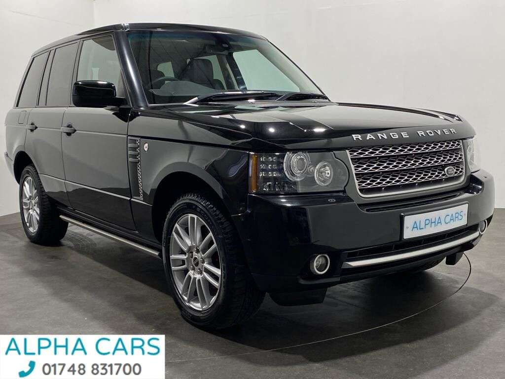 A 2009 LAND ROVER RANGE ROVER 3.6 TDV8 VOGUE 5d 271 BHP 2 Owners Complete Service Record A 2009 LAND ROVER RANGE ROVER 3.6 TDV8 VOGUE 5d 271 BHP 2 Owners Complete Service Record